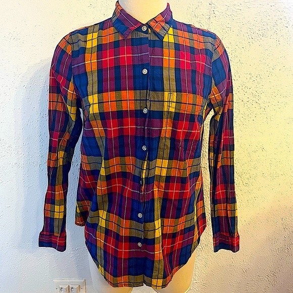 Old Navy Tops - Old Navy Classic Poplin Button-Down Shirt in Clown Size Medium